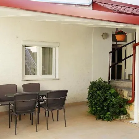 Apartments With A Parking Space Crikvenica - 19680 Appartamento Crikvenica